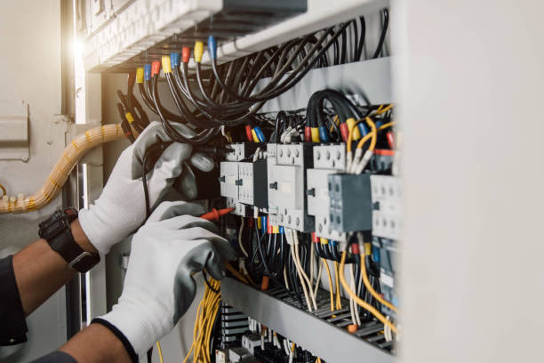 Best Electric Panel Repair  in Freeport, NY